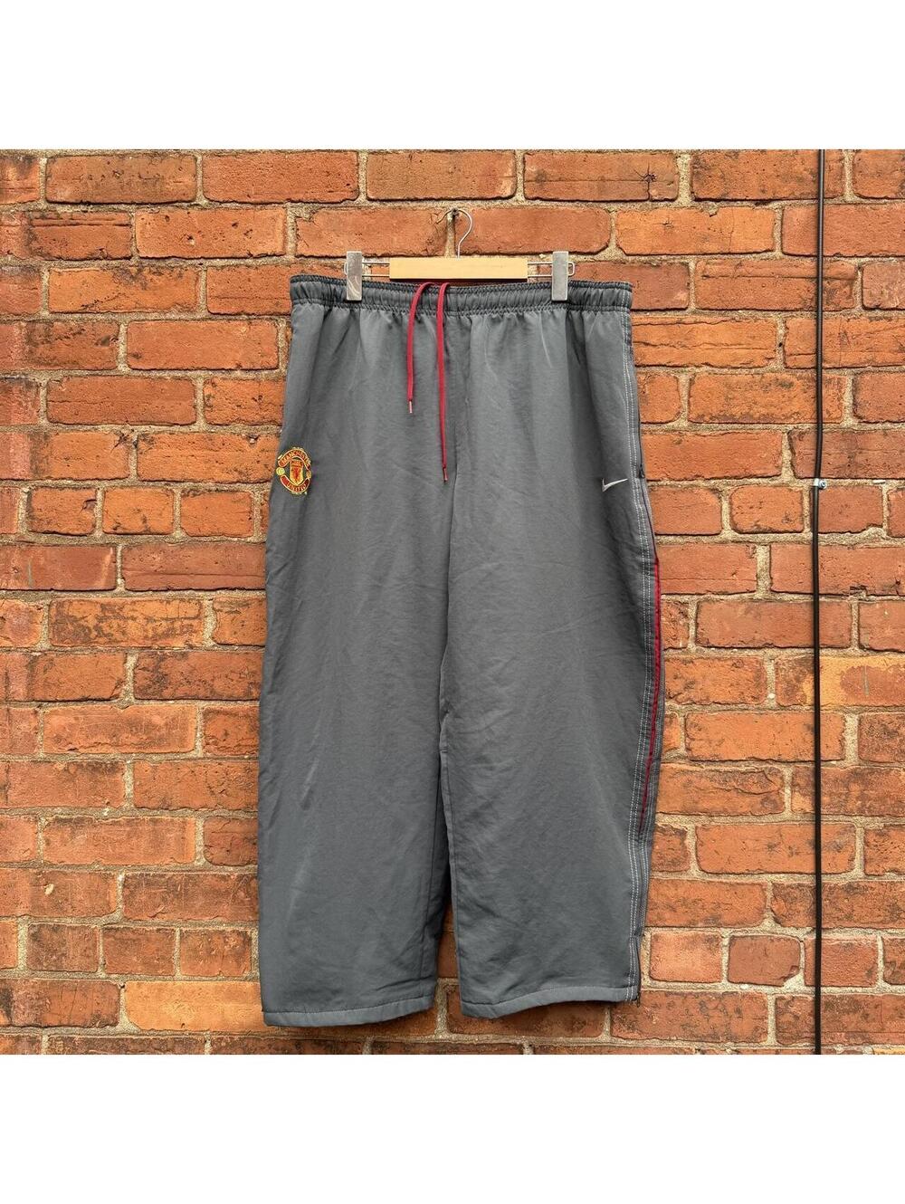 Vintage Nike Manchester United total 90 baggy track pants